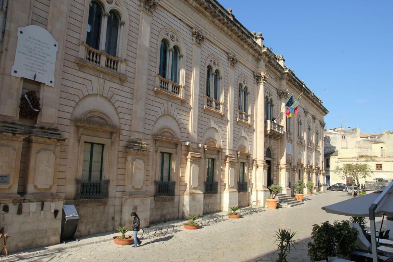 Les Petites Maisons D'Elise Шикли Екстериор снимка